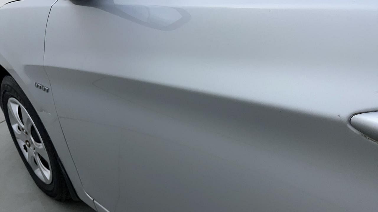 Used 2011 Hyundai Verna [2011-2015] Fluidic 1.6 VTVT EX Petrol Manual dents MINOR SCRATCH