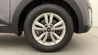 Used 2015 Hyundai Creta [2015-2018] 1.6 SX Plus Auto Diesel Automatic tyres RIGHT FRONT TYRE RIM VIEW