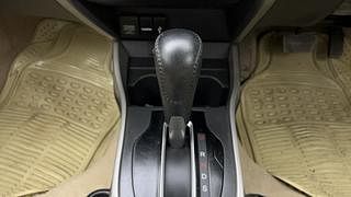 Used 2017 Honda City [2017-2020] ZX CVT Petrol Automatic interior GEAR  KNOB VIEW