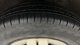 Used 2016 Maruti Suzuki Alto 800 [2016-2019] Lxi Petrol Manual tyres LEFT FRONT TYRE TREAD VIEW