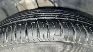 Used 2021 Tata Altroz XE 1.2 Petrol Manual tyres RIGHT FRONT TYRE TREAD VIEW