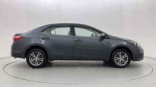 Used 2016 Toyota Corolla Altis [2014-2017] VL AT Petrol Petrol Automatic exterior RIGHT SIDE VIEW