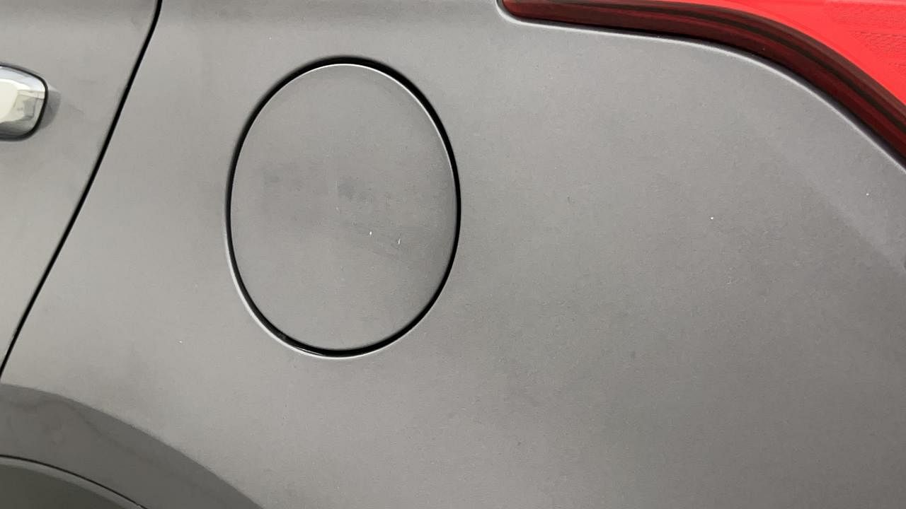 Used 2018 Hyundai Creta [2018-2020] 1.6 SX OPT VTVT Petrol Manual dents MINOR SCRATCH