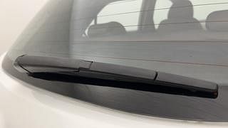 Used 2016 Hyundai Elite i20 [2014-2018] Asta 1.2 Petrol Manual top_features Rear wiper