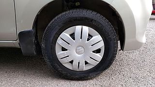 Used 2018 Maruti Suzuki Alto 800 [2012-2016] Lxi Petrol Manual tyres RIGHT FRONT TYRE RIM VIEW