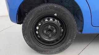 Used 2016 Maruti Suzuki Celerio VXI CNG Petrol+cng Manual tyres RIGHT REAR TYRE RIM VIEW