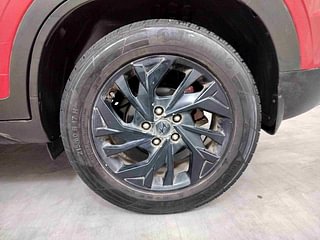 Used 2020 Hyundai Creta SX OPT Turbo DCT Petrol Petrol Automatic tyres LEFT REAR TYRE RIM VIEW