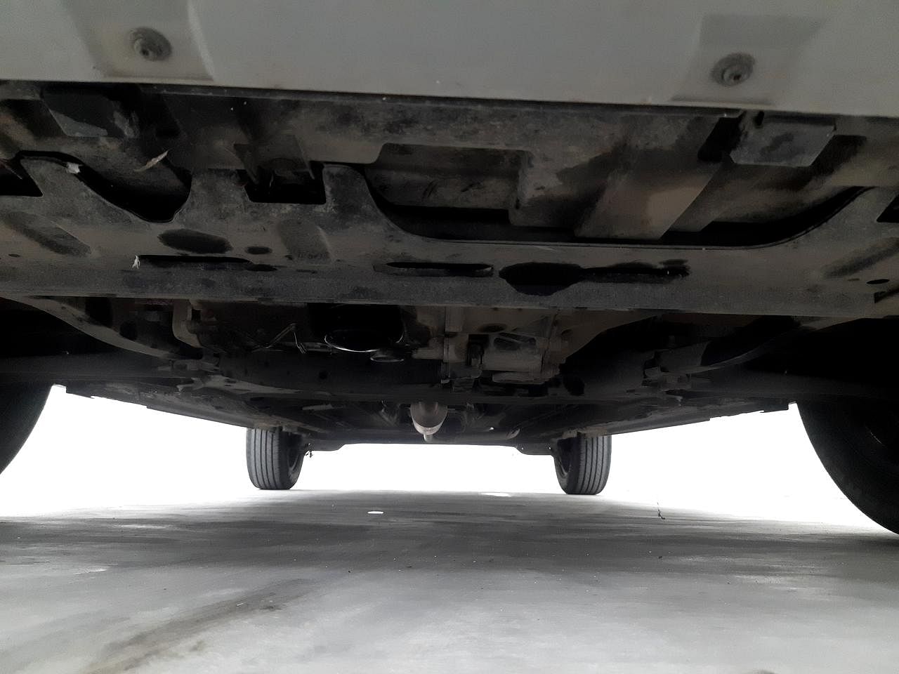 Used 2021 Nissan Magnite XL Petrol Manual extra FRONT LEFT UNDERBODY VIEW