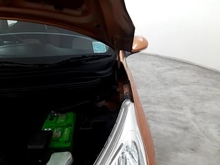 Used 2016 Hyundai Grand i10 [2013-2017] Asta (O) AT 1.2 kappa VTVT Petrol Automatic engine ENGINE LEFT SIDE HINGE & APRON VIEW