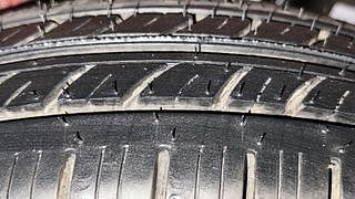 Used 2015 Maruti Suzuki Alto 800 [2012-2016] Vxi Petrol Manual tyres RIGHT REAR TYRE TREAD VIEW