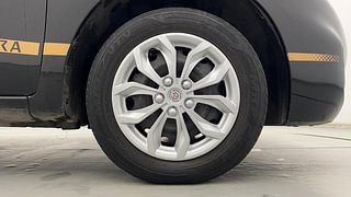 Used 2018 Nissan Micra [2013-2020] XL CVT Petrol Automatic tyres RIGHT FRONT TYRE RIM VIEW