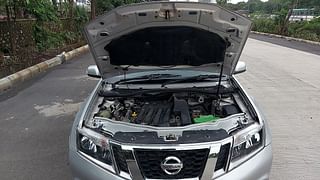 Used 2018 Nissan Terrano [2017-2020] XL (P) Petrol Manual engine ENGINE & BONNET OPEN FRONT VIEW