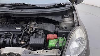 Used 2014 Honda Amaze [2013-2016] 1.2 S AT i-VTEC Petrol Automatic engine ENGINE LEFT SIDE HINGE & APRON VIEW