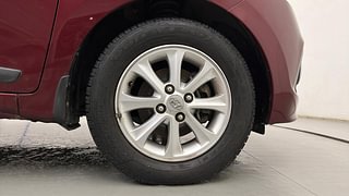 Used 2014 Hyundai Grand i10 [2013-2017] Asta 1.2 Kappa VTVT Petrol Manual tyres RIGHT FRONT TYRE RIM VIEW