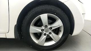 Used 2012 Hyundai Neo Fluidic Elantra [2012-2016] 1.8 SX MT VTVT Petrol Manual tyres RIGHT FRONT TYRE RIM VIEW