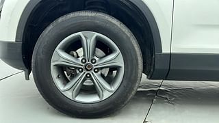 Used 2021 Tata Harrier XZA Diesel Automatic tyres LEFT FRONT TYRE RIM VIEW