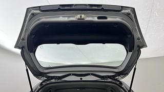 Used 2014 Maruti Suzuki Swift [2011-2017] VDi Diesel Manual interior DICKY DOOR OPEN VIEW