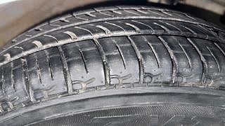 Used 2017 Hyundai Eon [2011-2018] Era + Petrol Manual tyres RIGHT FRONT TYRE TREAD VIEW