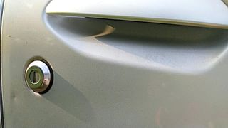 Used 2017 Datsun Redi-GO [2015-2019] S 1.0 Petrol Manual dents MINOR DENT