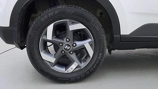 Used 2021 Hyundai Venue [2019-2022] SX 1.0  Turbo Petrol Manual tyres RIGHT REAR TYRE RIM VIEW
