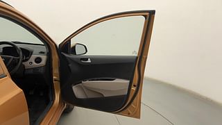 Used 2014 Hyundai Grand i10 [2013-2017] Asta 1.2 Kappa VTVT Petrol Manual interior RIGHT FRONT DOOR OPEN VIEW