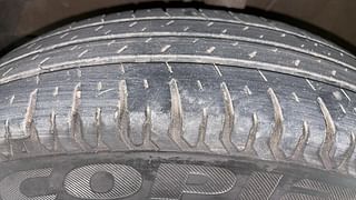 Used 2019 Maruti Suzuki Dzire [2017-2020] VXI Petrol Manual tyres LEFT FRONT TYRE TREAD VIEW