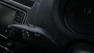 Used 2018 Volkswagen Polo [2017-2020] Highline Plus 1.5 (D) Diesel Manual top_features Cruise control