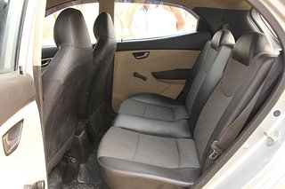 Used 2012 Hyundai Eon [2011-2018] Sportz Petrol Manual interior REAR SEAT CONDITION VIEW