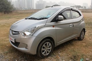 Used 2012 Hyundai Eon [2011-2018] Sportz Petrol Manual exterior LEFT FRONT CORNER VIEW