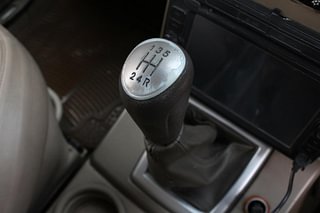 Used 2012 Tata Safari 4x4 LX Diesel Manual interior GEAR  KNOB VIEW